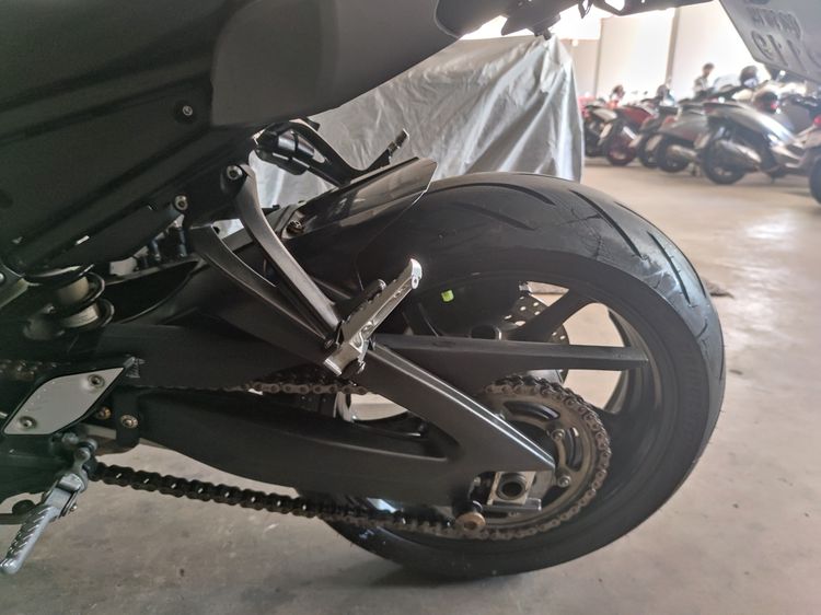 ขาย Yamaha FZ-08 ครับ รถสวยมาก สภาพดี ราคา 82,000 บาทครับ รูปที่ 4