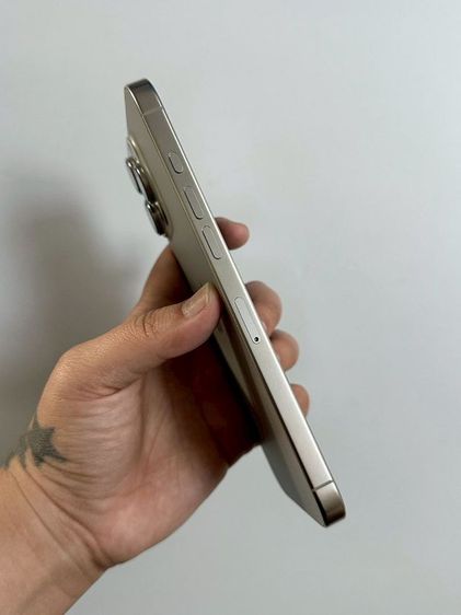 iphone 16promax ประกันถึง  ตุลาคม  2569 รูปที่ 2