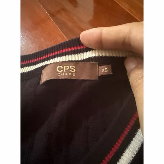 ส่งต่อเสื้อแขนยาวคาร์ดิแกนเข้ารูป cps chaps ไซส์ xs ใส่ครั้งเดียว เก็บตู้ยาวๆ คอลเล็คชั่นปลายปี 2024 รูปที่ 3