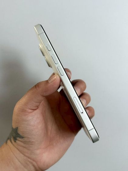 iphone 16 ประกันถึง  สิงหาคม  2569 รูปที่ 2