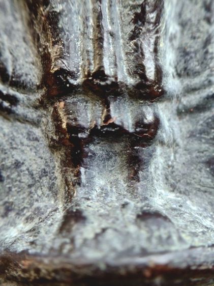 พระร่วงหลังลายผ้า กรุวัดพระศรีฯ จ.ลพบุรี รูปที่ 9