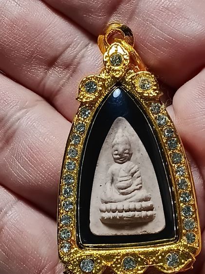 พระพุทธโธน้อย คุณแม่บุญเรือน โตงบุญเติม วัดอาวุธ รุ่นเเรก ปี2494 สภาพสวยเก็บเก่าสวยเดิม ผิวหิ้งๆเลยครับ น่าใช้มากครับ รูปที่ 8