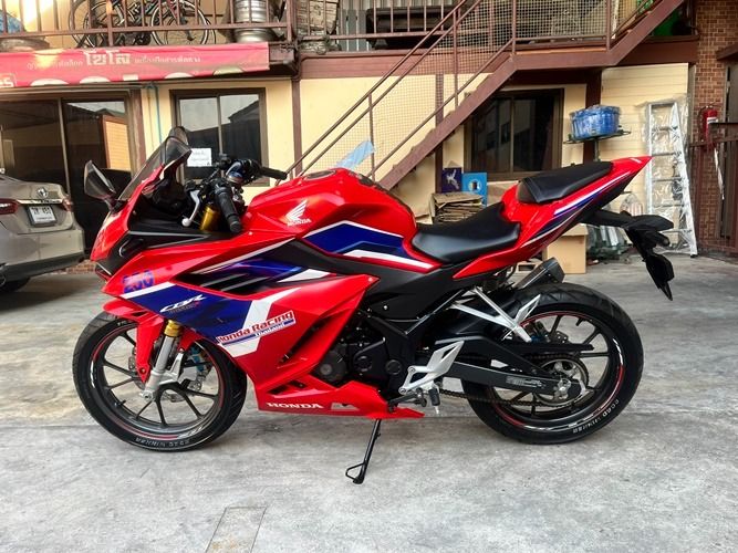Honda 2023  CBR 150R จดปี 23 ไมล์ 18365 km.