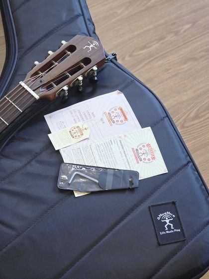 กีตาร์ Anuenue MV114 All Solid ไม้แท้ทั้งตัว Vintage serie รูปที่ 17