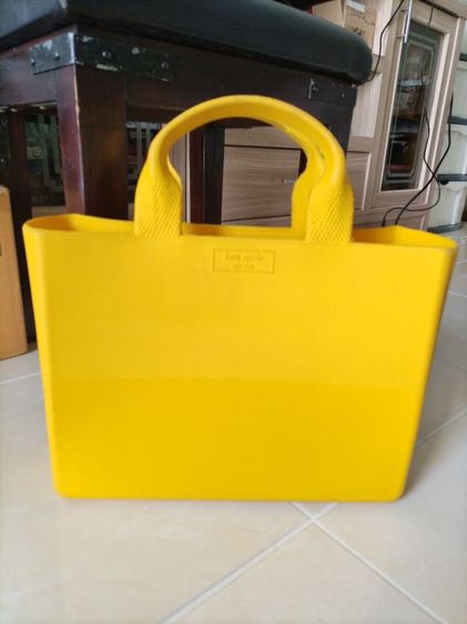 kate​Spade​ กระเป๋า​เหลืองใหม่เอี่ยม​