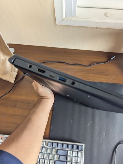 โน้ตบุ๊ก MSI Ryzen 7 5700U รูปที่ 4