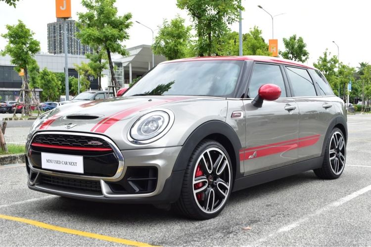 Mini JOHN COOPER WORK 2017 2.0 John Cooper Works Sedan เบนซิน ไม่ติดแก๊ส เกียร์อัตโนมัติ เทา รูปที่ 2