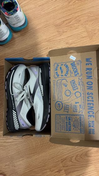 BROOKS US7 รองเท้ากีฬา รูปที่ 2