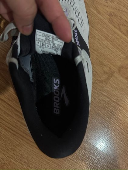 BROOKS US7 รองเท้ากีฬา รูปที่ 5