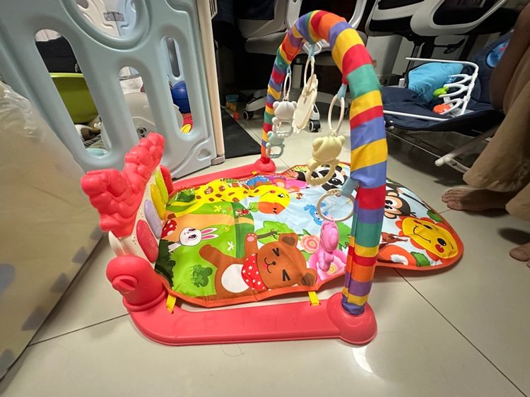 ที่นอนพร้อมสายรุ้งเสริมพัฒนาการ รูปที่ 2