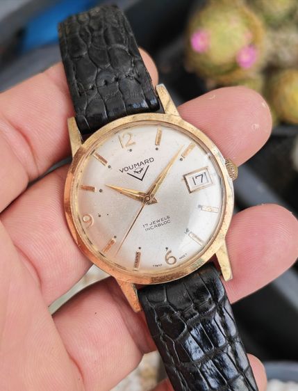 อื่นๆ ทอง นาฬิกา Vintage Voumard ระบบไขลาน แบ่งปันราคาสุดน่ารักครับ
