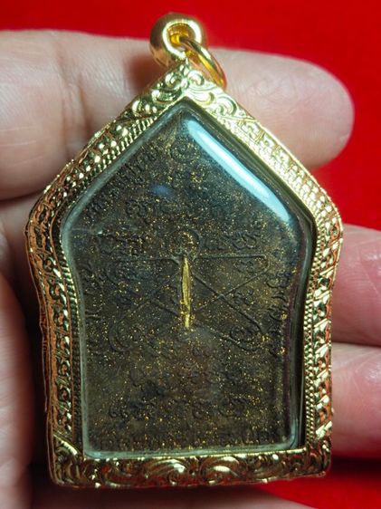 พระเนื้อผง ขุนแผนหลวงปู่ทิม วัดละหารไร่ ตะกรุดทองคำ รูปที่ 2