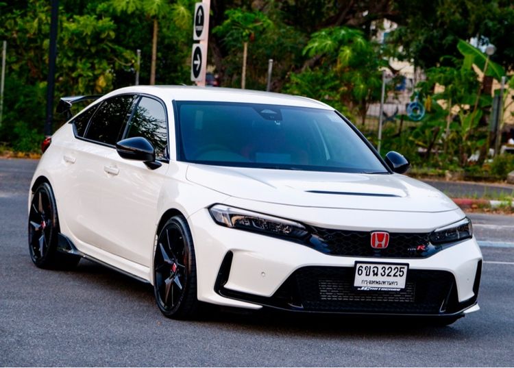 Honda Civic 2023 2.0 Type R Sedan เบนซิน ไม่ติดแก๊ส เกียร์ธรรมดา ขาว