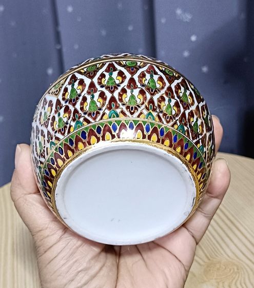 💟 โถเบญจรงค์ สูง 9 ซม. รูปที่ 3