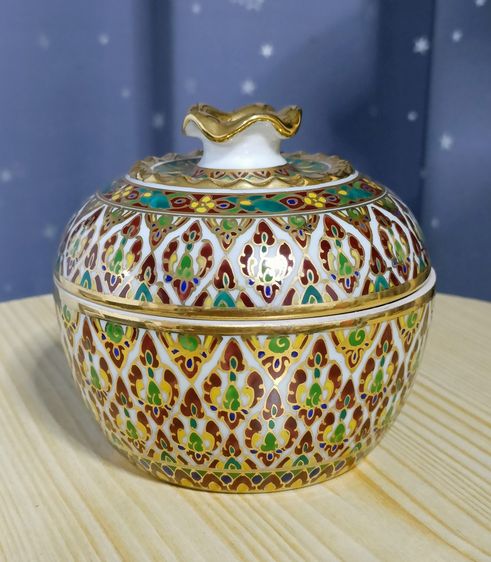 เซรามิคเก่า 💟 โถเบญจรงค์ สูง 9 ซม.