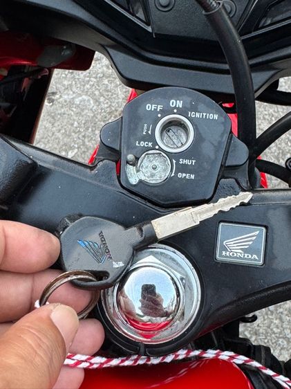 HONDA CBR150Rซื้อมาถูกขายถูกรถคันนี้ นางฟ้ามือนรถใหม่รถใช้น้อย3825km กิโลแท้สภาพรถเดิมๆต้องมาดูของจริงมีสถานที่ให้ทดลองขับขี่ก่อนซื้อ รูปที่ 18