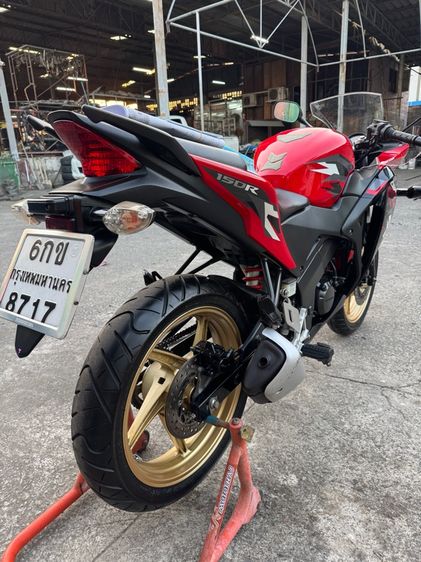 HONDA CBR150Rซื้อมาถูกขายถูกรถคันนี้ นางฟ้ามือนรถใหม่รถใช้น้อย3825km กิโลแท้สภาพรถเดิมๆต้องมาดูของจริงมีสถานที่ให้ทดลองขับขี่ก่อนซื้อ รูปที่ 13