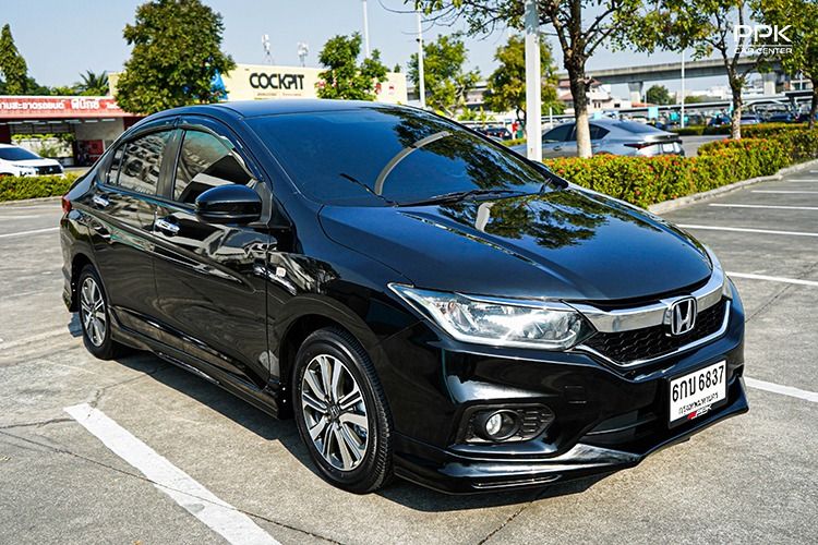 Honda City 2017 1.5 V Plus i-VTEC Sedan เบนซิน ไม่ติดแก๊ส เกียร์อัตโนมัติ ดำ รูปที่ 3