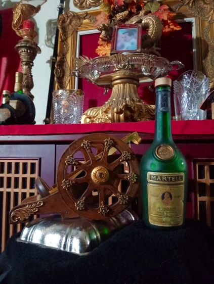 ปืนใหญ่พร้อมขวดเหล้าเก่าโบราณวุงามสภาพเยี่ยม รูปที่ 17