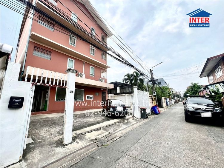 อพาร์ทเม้นท์ 4 ชั้น 97 ตร.ว. อพาร์ทเม้นท์ ซอยนาคนิวาส15 ถนนลาดพร้าว71 ถนนลาดพร้าว71 ถนนนาคนิวาส15 เขตลาดพร้าว กรุงเทพมหานคร รูปที่ 2