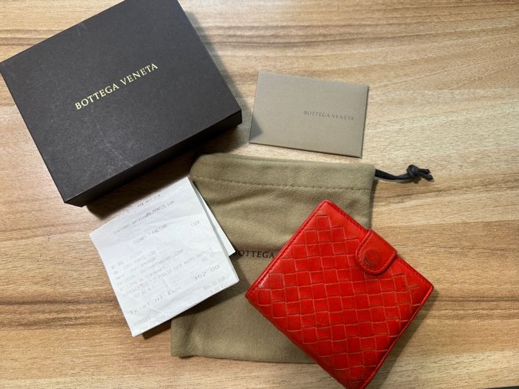 BOTTEGA VENETA short wallet (แท้) กล่อง การ์ด ใบเสร็จครบ