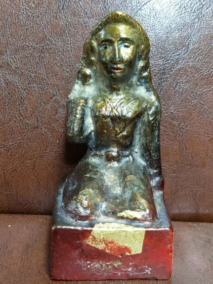 แม่นางกวัก รุ่นแรก หลวงพ่อเต๋ วัดสามง่าม รูปที่ 4