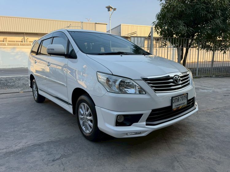 Toyota Innova 2014 2.0 V Utility-car เบนซิน ไม่ติดแก๊ส เกียร์อัตโนมัติ ขาว รูปที่ 3
