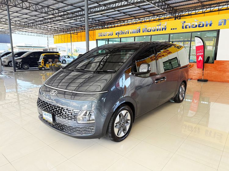 รถ Hyundai Staria 2.2 SEL สี เทา