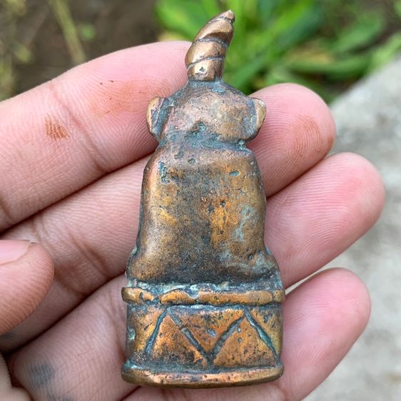 พระงั่งเขมรตาแดง เนื้อทองแดงเถื่อน รูปที่ 3