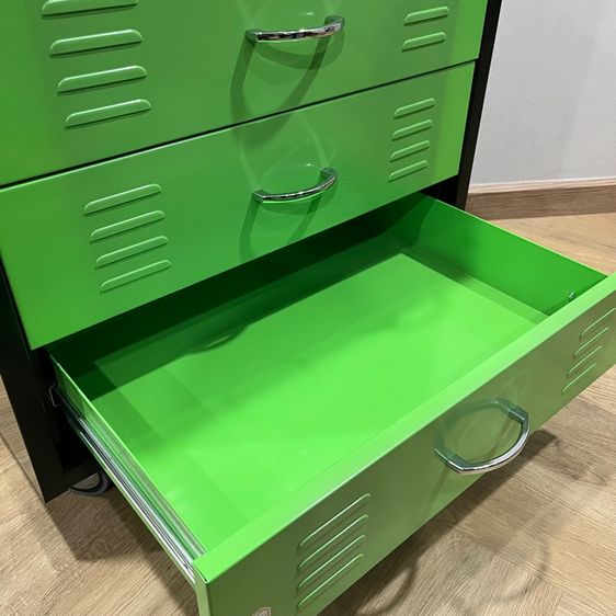 ตู้เหล็ก Sure ล้อเลื่อน 4 ลิ้นชัก สีเขียวเหนี่ยวทรัพย์ รูปที่ 9