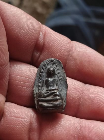 พระรอดเนื้อดิน รูปที่ 2