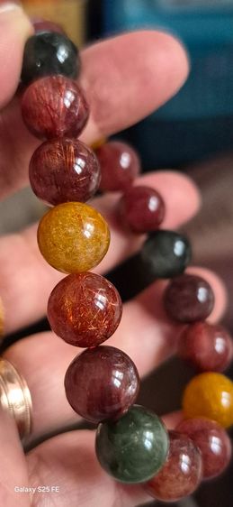 สร้อยข้อมือไหม 5 สี จักรพรรดิ์ รูปที่ 3