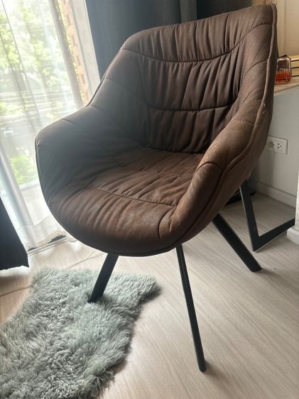 เก้าอี้หนัง