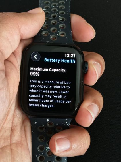 Apple Watch SE 44 mm GPS midnight Nike Edition รูปที่ 6