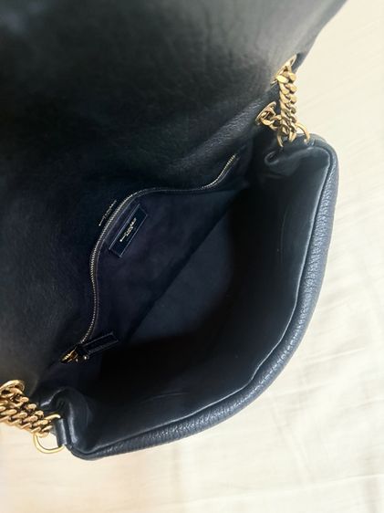 YSL Calypso Large Lambskin Bag มีใบเสร็จ EMQUARTIER  รูปที่ 4