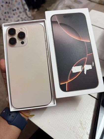 iPhone 16 pro max 256 gb  desert titanium ครบกล่อง ประกัน เมษา 69