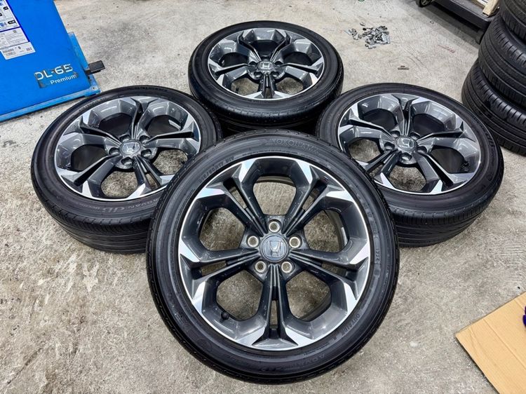 ล้อแม็ก HONDA CIVIC ขอบ 17” สภาพสวย ยาง YOKOHAMA 215-50R17 ปี 24 ดอกยางสวยพร้อมใช้งาน รูปที่ 3