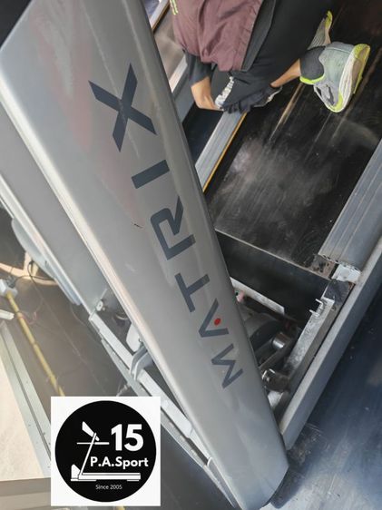 ช่างเปลี่ยนสายพาน​ ซ่อมชุดโรลเลอร์ลู่วิ่งไฟฟ้าMatrix T3X ช่างซ่อมลู่วิ่งไฟฟ้านครนายก​ ซ่อมได้ทุกรุ่น ทุกยี่ห้อ ทุกอาการ บริการถึงบ้านท่านทั่วไทย



 รูปที่ 9