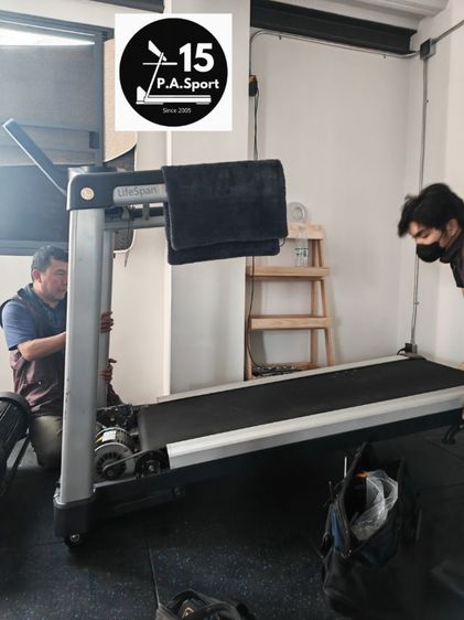 ช่างเปลี่ยนสายพาน​ ซ่อมชุดโรลเลอร์​ลู่วิ่งไฟฟ้าLifespan TR5000i ช่างซ่อมลู่วิ่งไฟฟ้าพุทธบูชา15 ซ่อมได้ทุกรุ่น ทุกยี่ห้อ ทุกอาการ บริการถึงบ้านท่านทั่วไทย



 รูปที่ 2