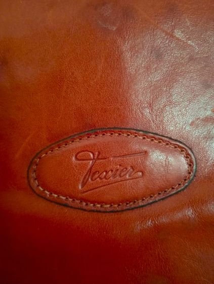 กระเป๋าเดินทางหนังแท้แบรนด์ดังจากฝรั่งเศสสภาพเยี่ยมครบชุด รูปที่ 2