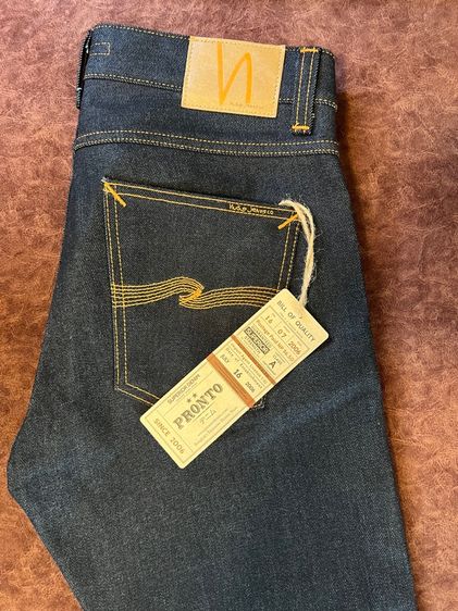 ยีนส์ Nudie Jeans 