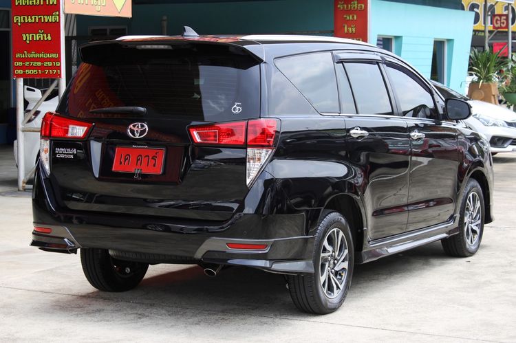 Toyota Innova 2022 2.8 Crysta Utility-car ดีเซล ไม่ติดแก๊ส เกียร์อัตโนมัติ ดำ รูปที่ 4