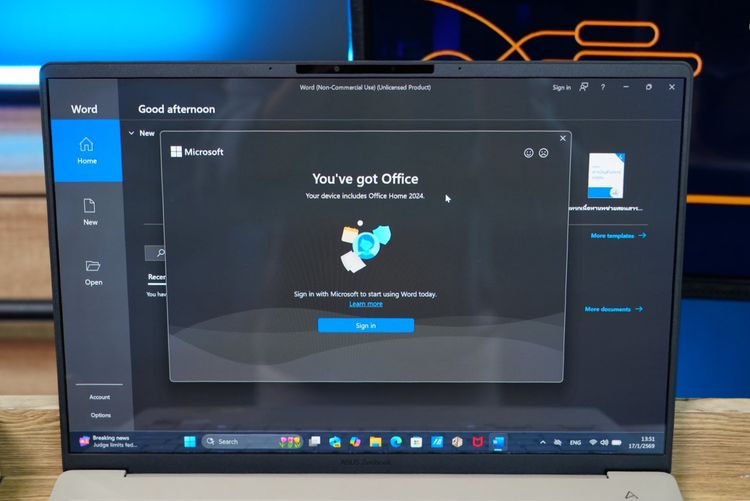 (ของใหม่)Asus Zenbook A14 Snapdragon X Elite X1E-78-100 Ram32 SSD1TB จอ14 WUXGA OLED สเปคสูง ฟังก์ชั่นจัดเต็ม เครื่องสวยดีไซน์บางเบา พร้อมปร รูปที่ 10