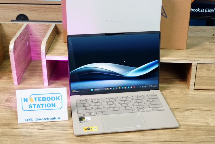 (ของใหม่)Asus Zenbook A14 Snapdragon X Elite X1E-78-100 Ram32 SSD1TB จอ14 WUXGA OLED สเปคสูง ฟังก์ชั่นจัดเต็ม เครื่องสวยดีไซน์บางเบา พร้อมปร รูปที่ 3