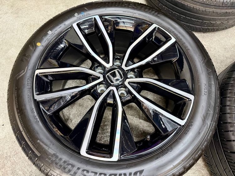 ล้อแม็ก HONDA HRV RS ขอบ 18” ถอดป้ายแดง ยาง BRIDGESTONE 225-50R18 ปี 25 ครีบหน้ายางยังอยู่ครบ รูปที่ 8