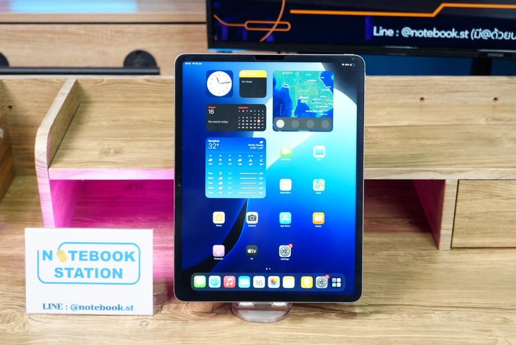 256 GB Apple iPad Pro 12.9นิ้ว Wi-Fi+Cellular 256GB (6th Gen)  Apple Pencil  Magic Keyboard ครบชุดเพร้อมใช้งาน