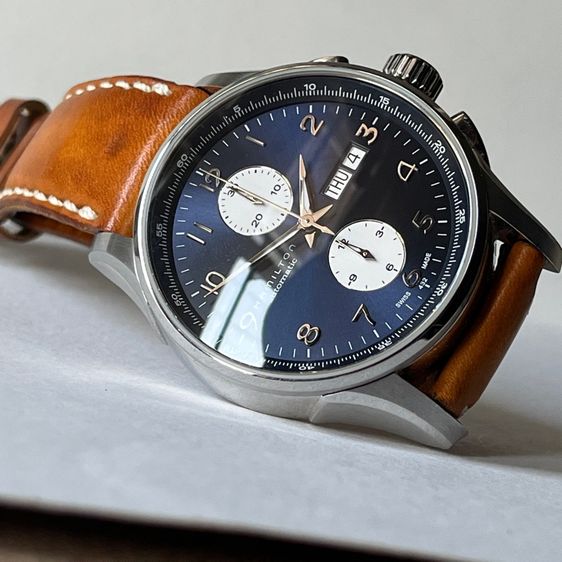 รับเทรด Hamilton Maestro Automatic Chronograph 2024 กล่องใบครบ สภาพ95 รูปที่ 9