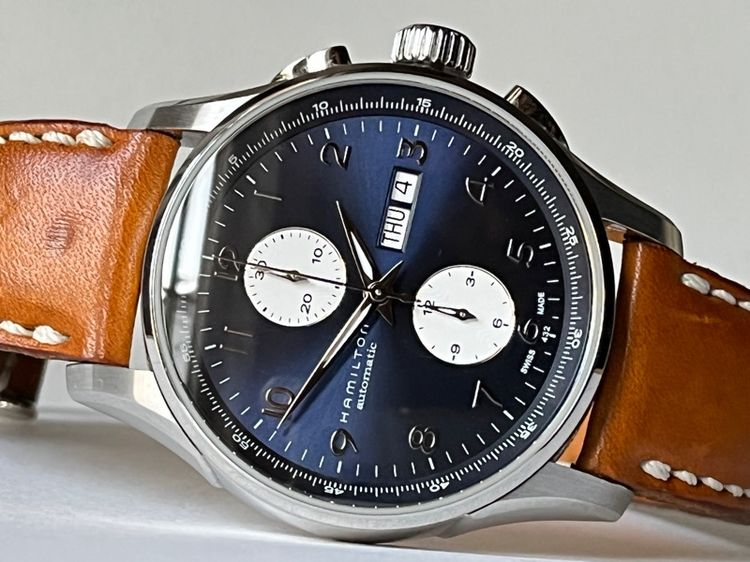 รับเทรด Hamilton Maestro Automatic Chronograph 2024 กล่องใบครบ สภาพ95