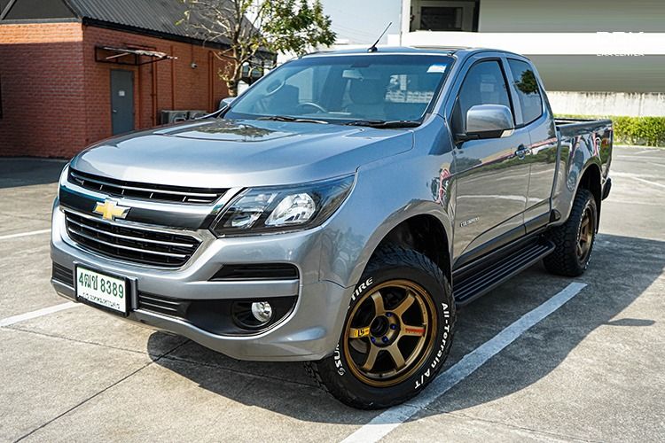รถ Chevrolet Colorado 2.5 LT Z71 สี เทา