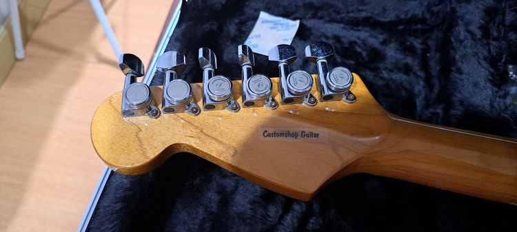 Custom กีต้าร์ไฟฟ้า Pick up เทพ + เคสแข็ง (สภาพดีมากๆ) รูปที่ 9